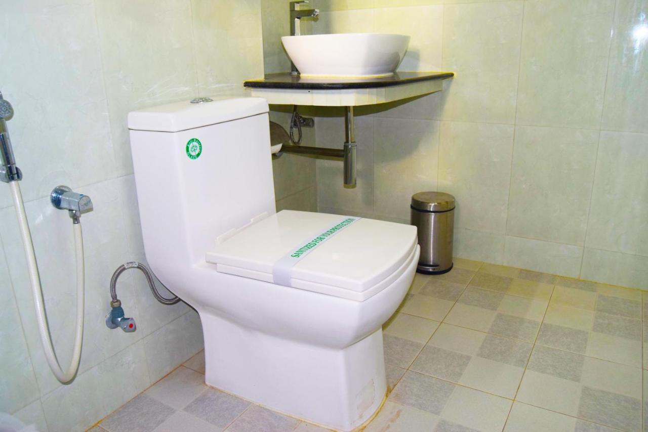 Thiviyam Airport Hotel チェンナイ エクステリア 写真
