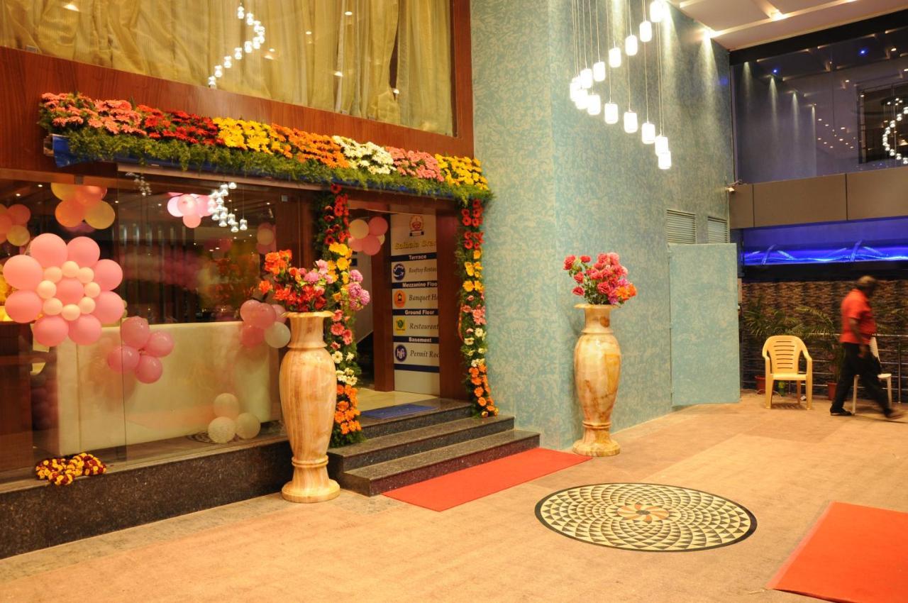 Thiviyam Airport Hotel チェンナイ エクステリア 写真